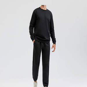 Costumes deux pièces de haute qualité avec logo personnalisé Ensemble de survêtements de couleur unie à la mode pour hommes Produit Offre Spéciale Nouveau design de survêtements pour hommes - Product Image 2