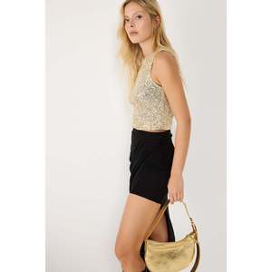 Blusa sin mangas con cuello redondo y lentejuelas - Product Image 4