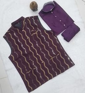 Meilleure Qualité Prêt-à-Porter Banglori Soie Kurta Pantalon Ensemble pour Mariages Fêtes-Casual Wear for Men Low Price Supplier from India - Product Image 3