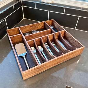 Porta Utensilios de Madera Moderno Hecho a Mano, Organizador de Cocina Ecológico, Almacenamiento de Cubiertos, Cucharas y Tenedores, para el Hogar y Comercial - Product Image 1