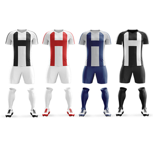 Ensemble d'uniformes de football pour enfants avec logo personnalisé de haute qualité Nouveaux vêtements de sport avec maillot et short de haute qualité Service OEM disponible - Product Image 2