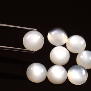 Piedra Lunar Blanca Natural AAA de 10 mm, Cabujón Plano, Gema Semipreciosa Suelta para Joyería, Dureza 6.5, Personalización por Terceros - Product Image 2