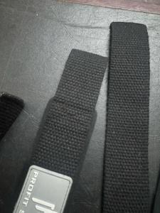 Sangles de gymnastique noires pour la musculation Sangles de poignet de levage en coton rembourrées en néoprène Bodybuilding Powerlifting Haltérophilie - Product Image 5