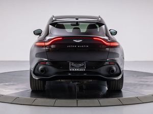 HIGHRUN 2022 DBX AWD SUV Noir JET, Moteur V8 4L 542 ch, 4 Portes, 1 Porte Avant, 41 pouces - Product Image 5