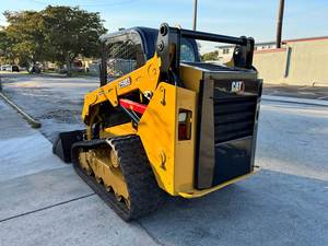 Chargeuse compacte sur chenilles jaune 259D3 avec godet frontal pour la construction et la manutention de matériaux - Product Image 5