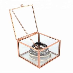 Boîte à bijoux en métal et en verre faite à la main Boîte à bijoux en fer au design merveilleux pour le stockage - Product Image 1