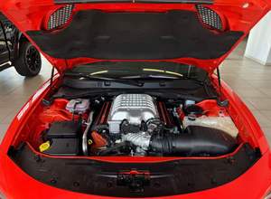 Dodge Charger SRT Hellcat Sedán 2016 Usado en Buen Estado - Product Image 5