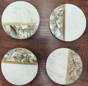 Posavasos de piedra de resina, posavasos de resina hechos a mano, posavasos con forma hexagonal única para bebidas frías y calientes a la venta - Product Image 4