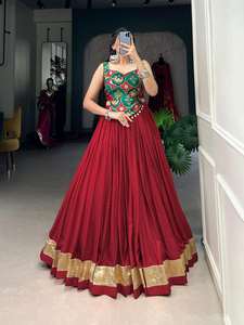 Belle couleur d'habillage occasionnel Meilleur Lehenga Choli en rayonne pure avec un design uni en dentelle gaufrée Exportateur indien - Product Image 5