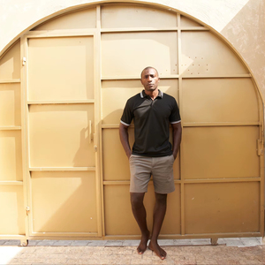 T-shirt unisexe Ultifresh ODM à manches courtes avec empiècements contrastants, en tissu non tissé respirant en laine, anti-humidité, brodé - Product Image 1