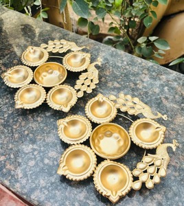 ชุดถ้วยใส่เทียนทำจากโลหะสีทองของตกแต่งที่วางเทียนแบบชิ้นกลางเทศกาลอินเดียอุปกรณ์จัดงานแต่งงานและของขวัญขึ้นบ้านใหม่ - Product Image 3