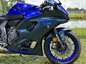 Used 2018 Yamaha YZF R7 <b>Sportbike</b> Motorcycle - Product Image 6