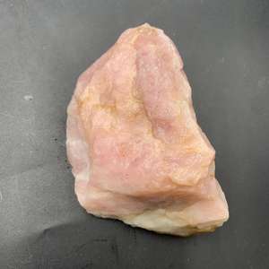 Quartz rose naturel brut, cristal de quartz rose, pierre de guérison, spécimen minéral, objet de collection et d'exposition - Product Image 6