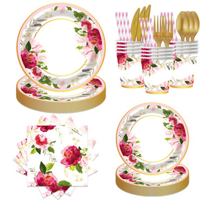 Ensemble de vaisselle jetable pour mariage, bannière en papier fleuri, nappe, assiettes, gobelets, couverts de style jardin pour réception - Product Image 1