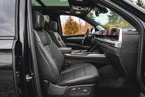 ข้อเสนอสุดคุ้มวันนี้ 2025 แคดิลแลค เอสคาเลด-วี เอดวีดี ฮีนเนสซี เอช1000 - Product Image 6