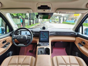 Vehículo Eléctrico SUV con Tracción en las Cuatro Ruedas, Motor de Doble Accionamiento, Potencia Total de 480, Velocidad Máxima de 200, Pantalla LCD de Alta Precisión, Nueva Energía - Product Image 2