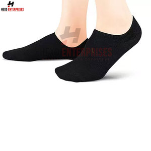 Nouvel arrivage de chaussettes courtes en coton de haute qualité pour homme Chaussettes courtes respirantes pour homme et bateau Chaussettes courtes confortables et décontractées - Product Image 5