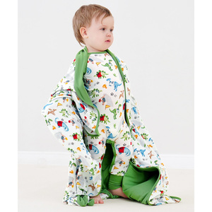 Manta Envolvente de Bambú con Diseño de Dinosaurio para Bebé, Ligera, Tejida en Felpa, Estilo Liso - Product Image 1