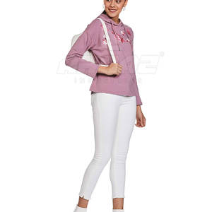 Sudadera con capucha clásica para mujer con cuello con capucha y dobladillo acanalado Sudadera con capucha informal para mujer Diseño de color personalizado - Product Image 4