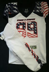 Vente en gros de vêtements d'entraînement personnalisés de football américain pour jeunes et d'uniformes de football américain pour hommes sublimés - Product Image 5