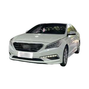 Camioneta Usada de Tamaño Mediano 2024, 2.0 L Gasolina, Automática, Volante a la Izquierda, con Asientos de Cuero, Cámara Trasera, Techo Corredizo, Faros de Xenón - Product Image 6