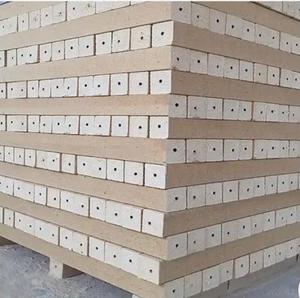 Bloc de pieds de palette de sciure pressée à chaud pour l'exportation de palettes en bois - Product Image 3