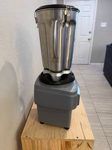 Waring CB16 <b>Commercial</b> 3-Speed 3.75 HP Heavy Duty Food <b>Blender</b> - Product Image 4