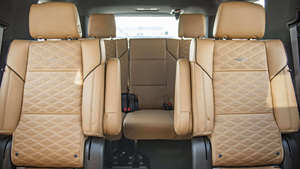 Cadillac Escalade Sport SUV V8 8 cylindres 6,2 L essence, NEUF - Product Image 5