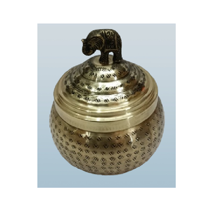 Tarro de almacenamiento de latón martillado redondo con contenedor de metal decorativo de remate de mariposa - Product Image 3