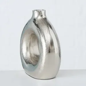 Artisanat Aluminium Moulage Unique Coupe Conception Argent Métal Grand Sol Vase Moderne De Luxe Décoratif Fleur Vase Table Top Décor - Product Image 6