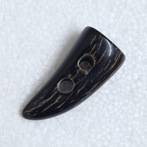 Botones de Cuerno Pulidos Hechos a Mano Ecológicos con Color Personalizado, Estilo Moderno para Abrigos, Chaquetas y Blazers, Artesanía Saniya - Product Image 5