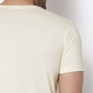 Camiseta Personalizada en Blanco, Camiseta con Logotipo Personalizado, Cuello Redondo, Manga Corta, 100% Algodón, Lisa, para Hombre - Product Image 5