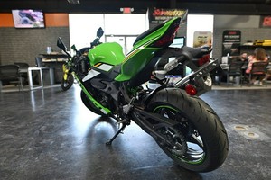 Meilleures Kawasaki NINJA ZX-4RR ABS KRT Edition ABS prêtes à être exportées dans le monde entier - Product Image 3