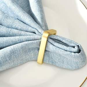 Vente en gros de ronds de serviette dorés de luxe porte-serviettes attrayants anneaux de serviette rond en or de table pour la fête de mariage - Product Image 5