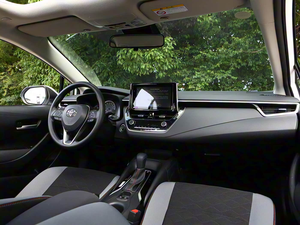 รถยนต์ซีดานรุ่น Elite ปี 2023 เครื่องยนต์เบนซิน 1.2 ลิตร  น้ำมันเบนซินเบอร์ 92  พร้อมหลังคาซันรูฟ เหมาะสำหรับการเดินทางในเมือง สภาพดี - Product Image 6