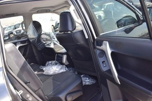 2023 pour Toyotaaas Pradooo T X L option complète avec sièges en cuir moteur diesel RHD vente saisonnière sur le marché mondial - Product Image 4