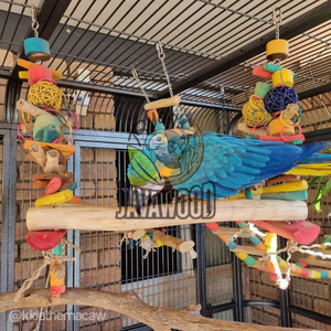 Holiday Bird Chew Toy Collection Madera sostenible duradera para loros de Indonesia a un precio asequible - Product Image 1