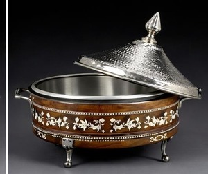 Casserole de luxe en acier inoxydable isolée et écologique avec couvercle en acier inoxydable, design martelé fait main, compatible avec les aliments - Product Image 2