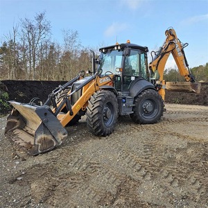 Retroexcavadora Usada Case 695 ST 2021, Mini Tractor Cargador con Motor JCB Delantero, Bomba Hidráulica Moog, Modelo 4CX - Product Image 6