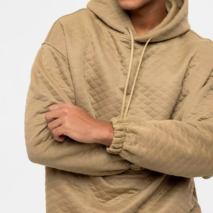 Ensemble de survêtement matelassé beige pour homme en gros, confortable, sweat-shirt beige, pantalon de survêtement, tenue matelassée décontractée en deux pièces, survêtement chaud décontracté - Product Image 5