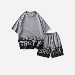 2025 hommes été sportswear tendance imprimer lâche été nouveau ras du cou à manches courtes T-shirt short Logo personnalisé et Design - Product Image 1