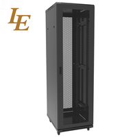 19 pouces 42U 600mm Largeur Mesh Ventilé Porte Serveur Rack Enclosure Data Center IT Racks Équipement avec ventilateurs de refroidissement