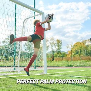 Gants de gardien de but en cuir de qualité professionnelle Oxygen Sports - Protection UV, respirants, antidérapants, adhérence maximale, confortables et durables - Product Image 5