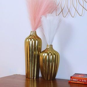 Premium Golden Aurora's Embrace Florero de metal decorativo Diseño moderno Plantas de flores de hierro para el hogar Oficina Sala de estar Dormitorio Decoración - Product Image 6