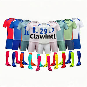 Vente en gros de kits personnalisés kit de football complet ensemble uniformes de football pour hommes maillot de football ensemble d'équipe maillot de football professionnel - Product Image 2