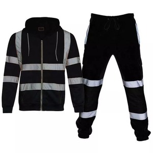 Chándal deportivo cortavientos de diseño personalizado para hombre, chándal de color negro liso para hombre, chándal cortavientos de invierno para hombre - Product Image 1