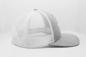 Ropa de calle deportiva de moda Gorra de camionero de malla blanca cómoda Diseño ajustable Color Hecho Vietnam Rendimiento de moda - Product Image 3