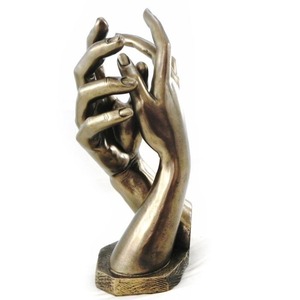 Sculpture abstraite en métal argenté Décor artistique moderne Ornement de table géométrique fait à la main Décoratif minimaliste contemporain - Product Image 4