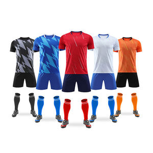 Conception personnalisée et logo taille adulte combinaison de football respirant sport ensembles uniformes de football service OEM uniforme de football bon marché unisexe - Product Image 4