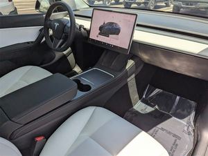 2022 Tesla รุ่น Y ประสิทธิภาพการทำงาน AWD ใช้ไฟฟ้าซีดานยาง R20กระปุกเกียร์อัตโนมัติไฟพวงมาลัยซ้ายหนังสีดำด้านในเป็น ACC - Product Image 3